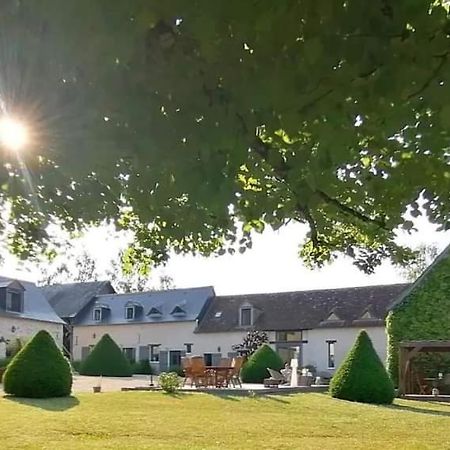 Domaine De La Limetiere Hotell Neuvy-le-Roi Exteriör bild