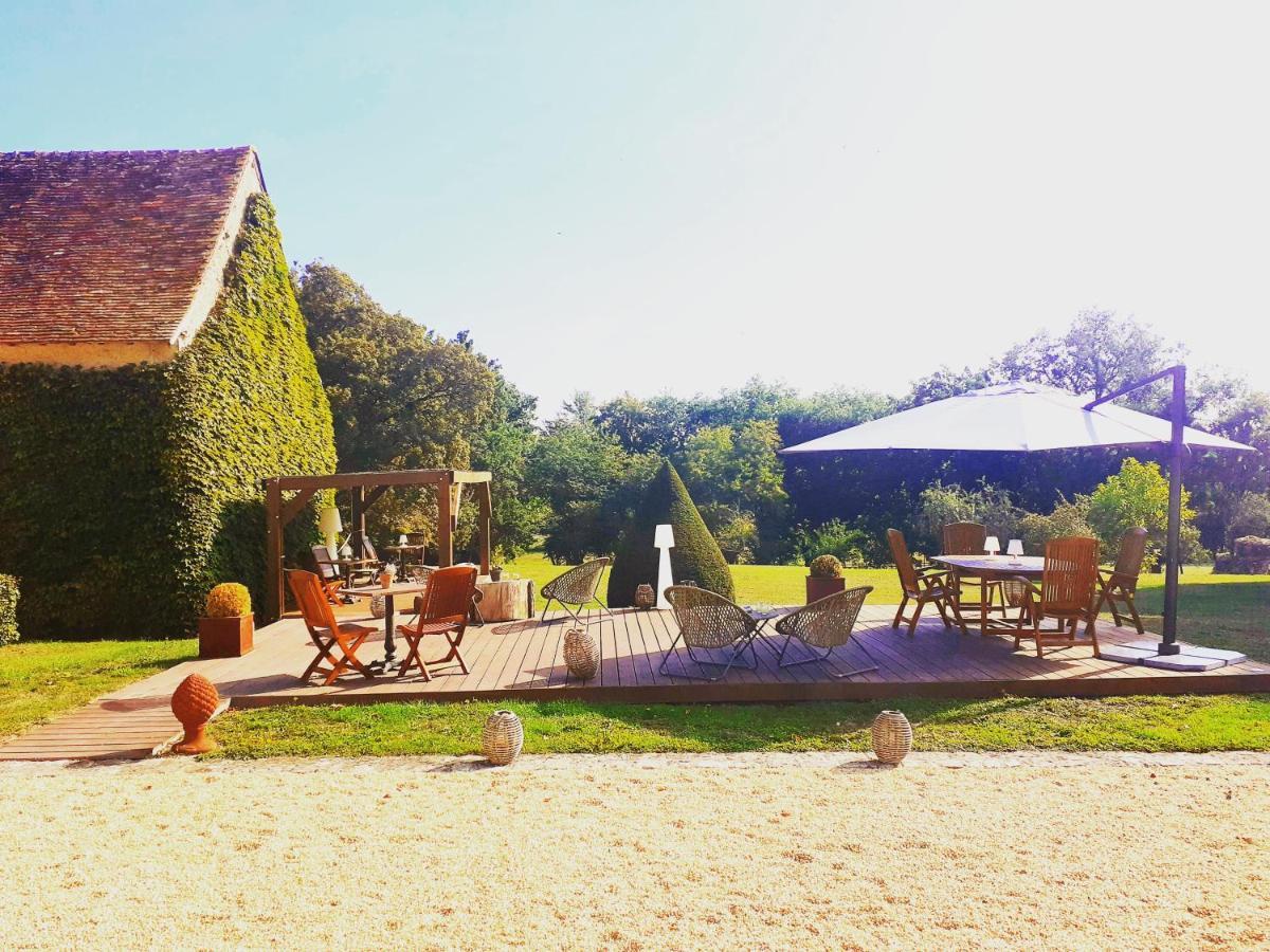 Domaine De La Limetiere Hotell Neuvy-le-Roi Exteriör bild