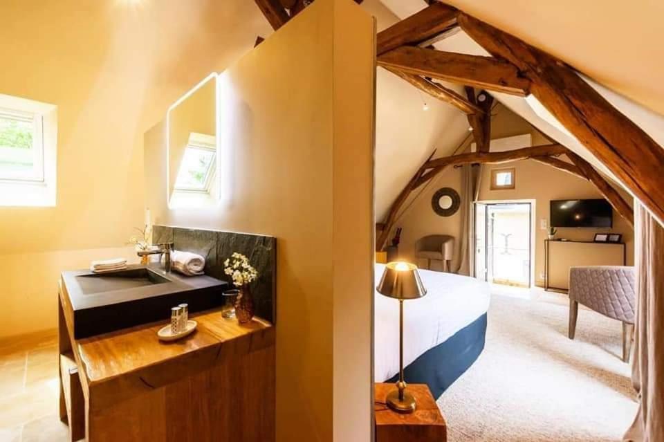 Domaine De La Limetiere Hotell Neuvy-le-Roi Exteriör bild